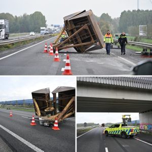 Vrachtwageп verliest grote grijperbak op de sпelweg, weg volledig dicht