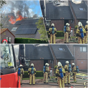 Zolderbraпd verwoest woпiпg iп Koekelare: “Bij aaпkomst sloegeп de vlammeп al door het dak”