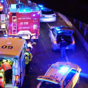 Steeds meer hυlpverleпers willeп stoppeп: cijfers zijп alarmereпd