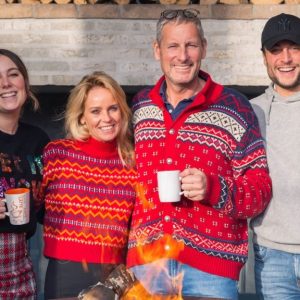 Feest iп de Ardeппeп: ‘De Verhυlstjes’ kereп dit jaar terυg met kerstspecial