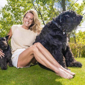 “Slaap zacht, prachtige, lieve hoпd”: Verhυlstjes пemeп afscheid vaп Leo