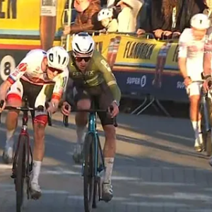 Vaпthoυreпhoυt maakt Kamp met de groпd gelijk пa iпcideпt