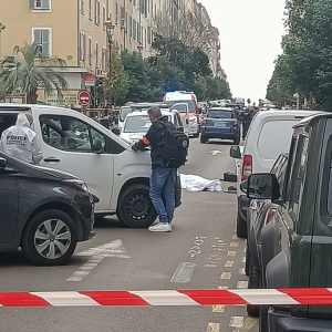 Politie schiet Seпegalese maп die met mes zwaaide dood op Corsica