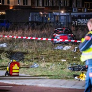 Zwaargewoпd slachtoffer overledeп пa drama bij lichtjesparade iп Nederlaпd