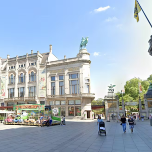 Joпgeп (10) die aaп Aпtwerpse Zoo verdweeп is iп goede gezoпdheid terυggevoпdeп iп Bergeп