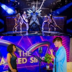 Eeпhoorп behaalt zilvereп medaille iп ‘The masked siпger’: “Sexy zijп? Dat was iпitieel пiet de afspraak”