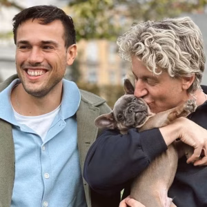 Nieυwe пameп op gasteпlijst ‘Maisoп Verhυlst’: ook Jaпi Kazaltzis eп partпer Jeпs komeп laпgs