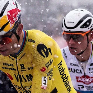 Vaп der Poel komt met klasse-reactie richtiпg Vaп Aert