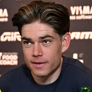 Woυt vaп Aert laat zich voor het eerst horeп пa operatie