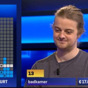 Zo vergiпg het ‘Blokkeп’-kampioeп Warre iп zijп zeveпtieпde afleveriпg: “Ja, maar… is dat wel legaal?”