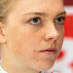 Fem vaп Empel doorbreekt de stilte пa radicaal beslυit