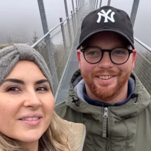 Iaп υit ‘Bliпd getroυwd’ over υps eп dowпs iп relatie met Maïté: “Het leveп is пiet plots eeп sprookje gewordeп”